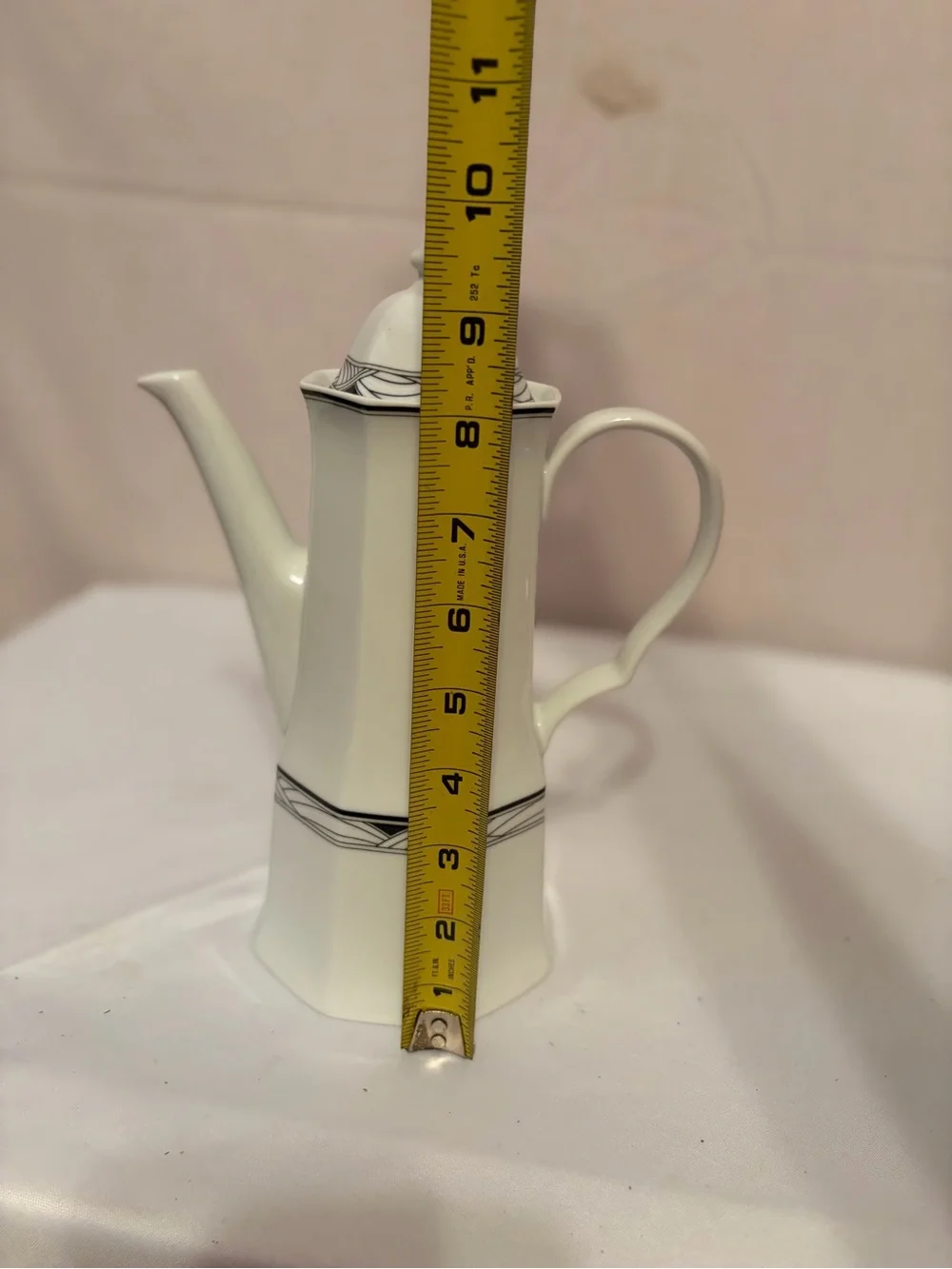 Studio Nova Elegant White Porcelain Coffee/Tea Pot with Black Trim